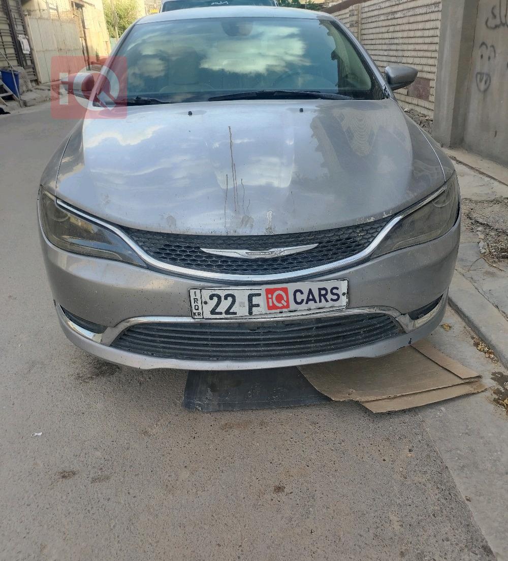 كرايسلر 200